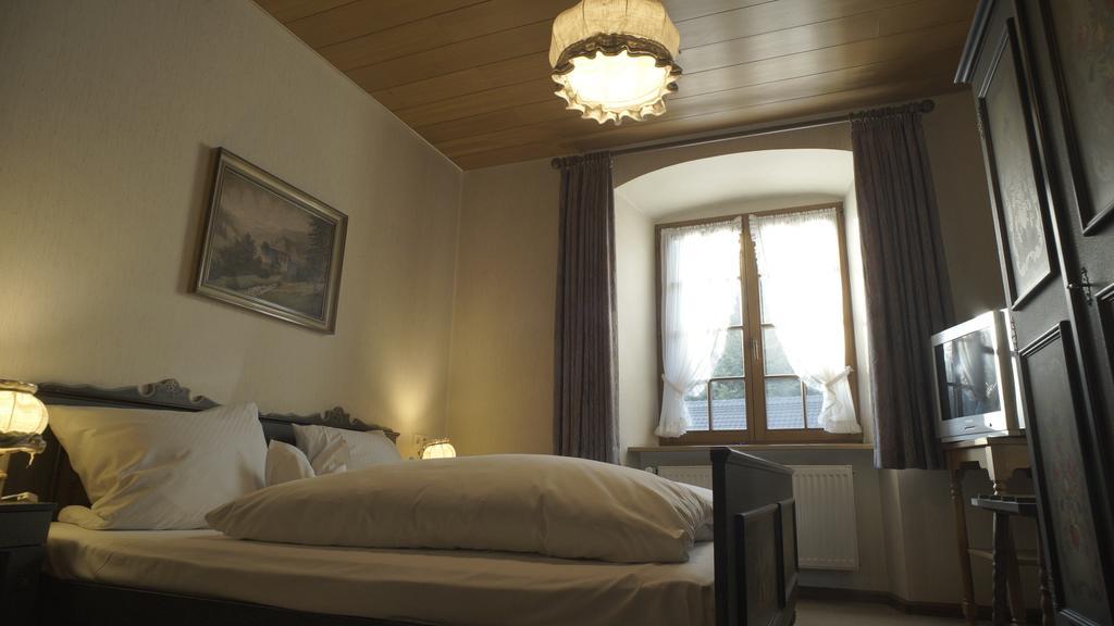 Faehrhaus Hotel วัลด์ชุท-ทีนเงน ห้อง รูปภาพ